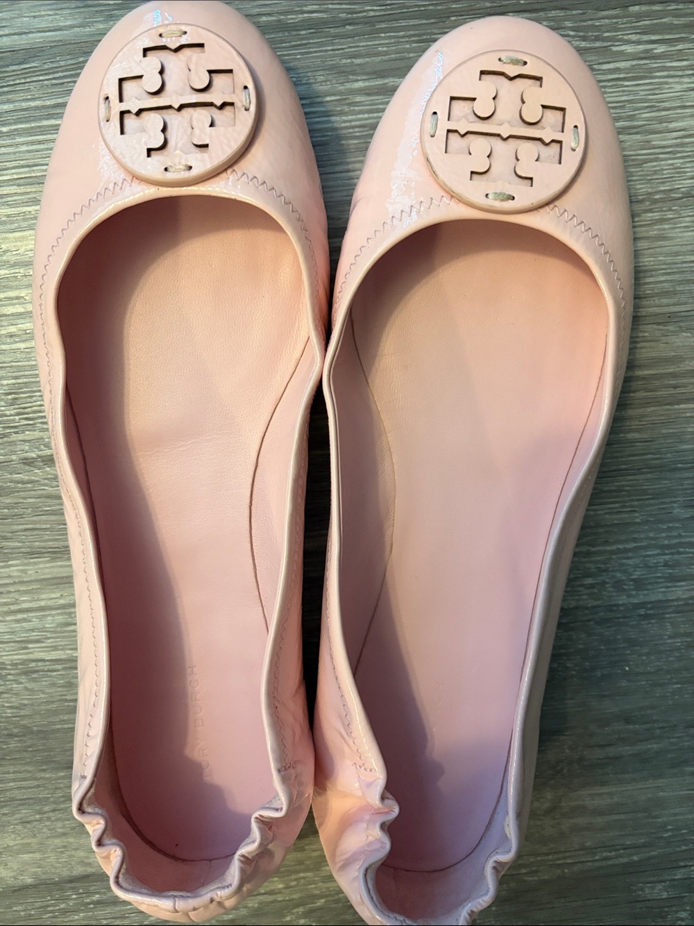 Tory Burch Blush Pink Leather Logo Ballet Flats - Picture 6 of 6